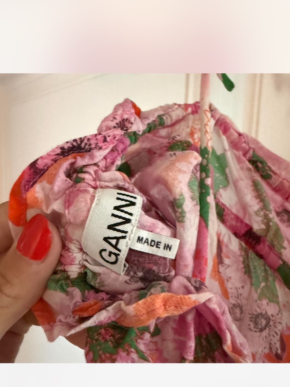 Ganni Pink Floral Tie-Shoulder Ruffle Crop Camisole - Picture 3 of 4